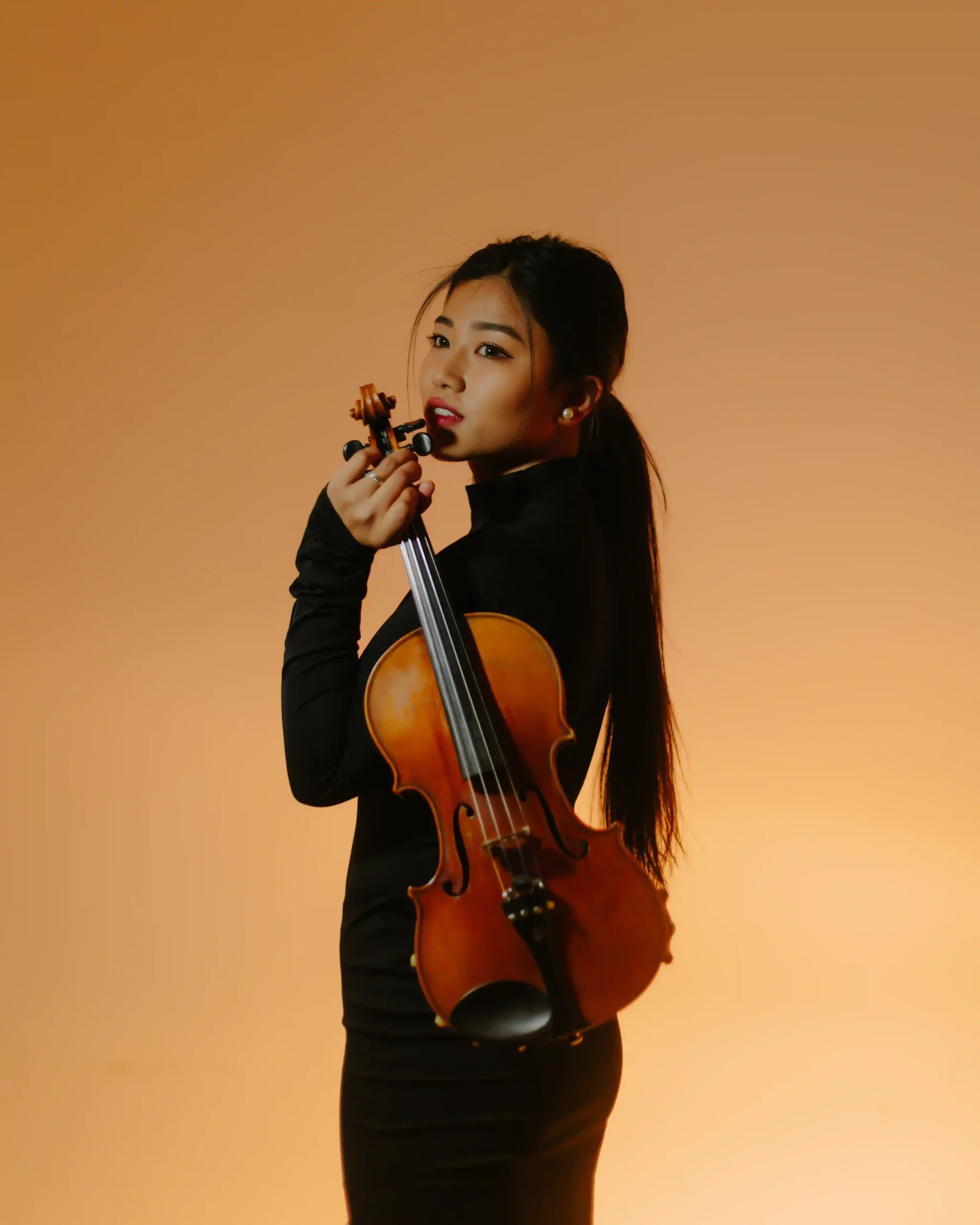 Phoebe in focused performance